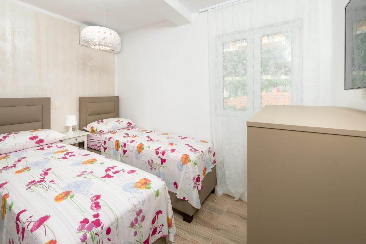 Luxury Bellavista Amazing Sea Holidays With Private Beach & Parking Milna (Hvar) Exterior foto